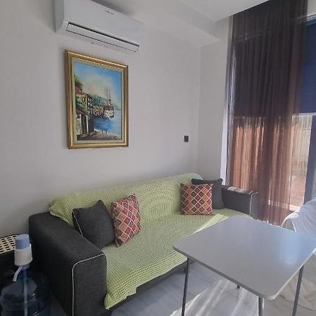 Aloha Airport Guest Home Altinkum  Екстер'єр фото