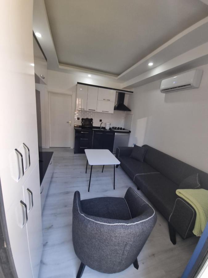 Aloha Airport Guest Home Altinkum  Екстер'єр фото