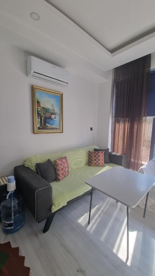 Aloha Airport Guest Home Altinkum  Екстер'єр фото