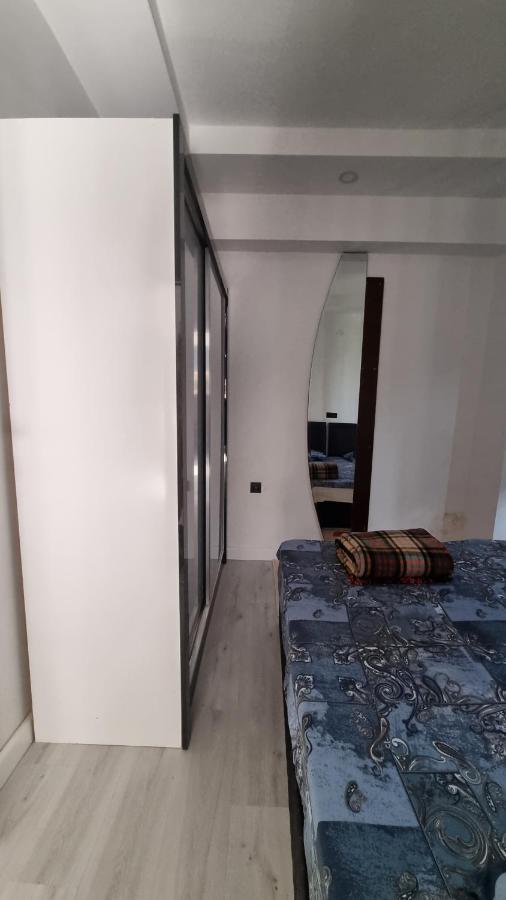 Aloha Airport Guest Home Altinkum  Екстер'єр фото